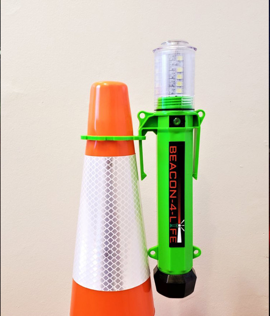 BEACON-4-LIFE LED Road Flare