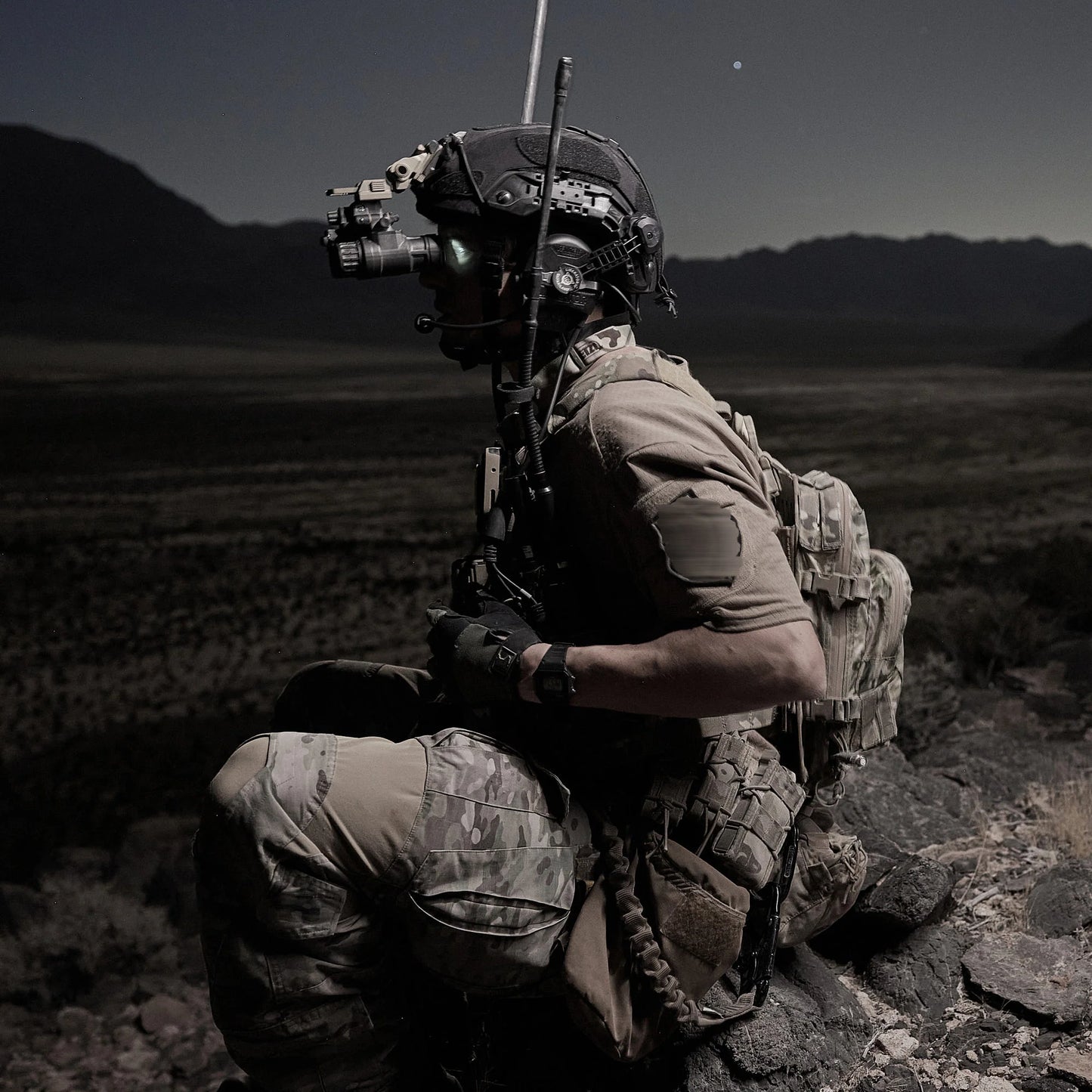 LIBERATOR® IV ADVANCED SINGLE COMM HEADSET WITH HEARING PROTECTION